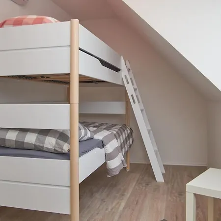 Gemuetliches In Semesterbostad